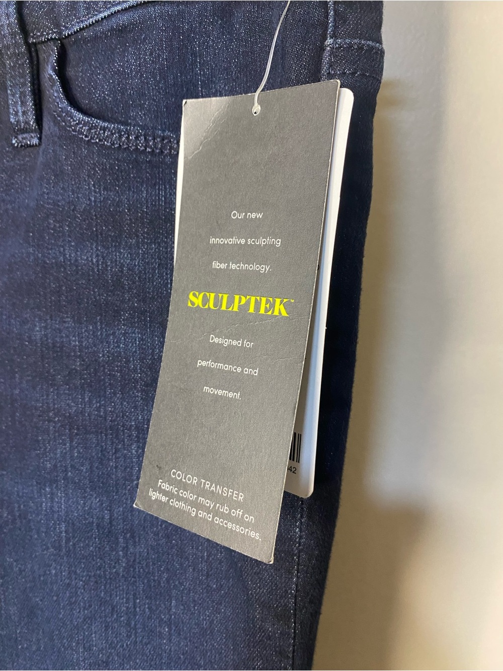 NWT Athleta Sculptek Skinny Jeans Overdye Wash Dark Indigo 4P Petite - Picture 4 of 8